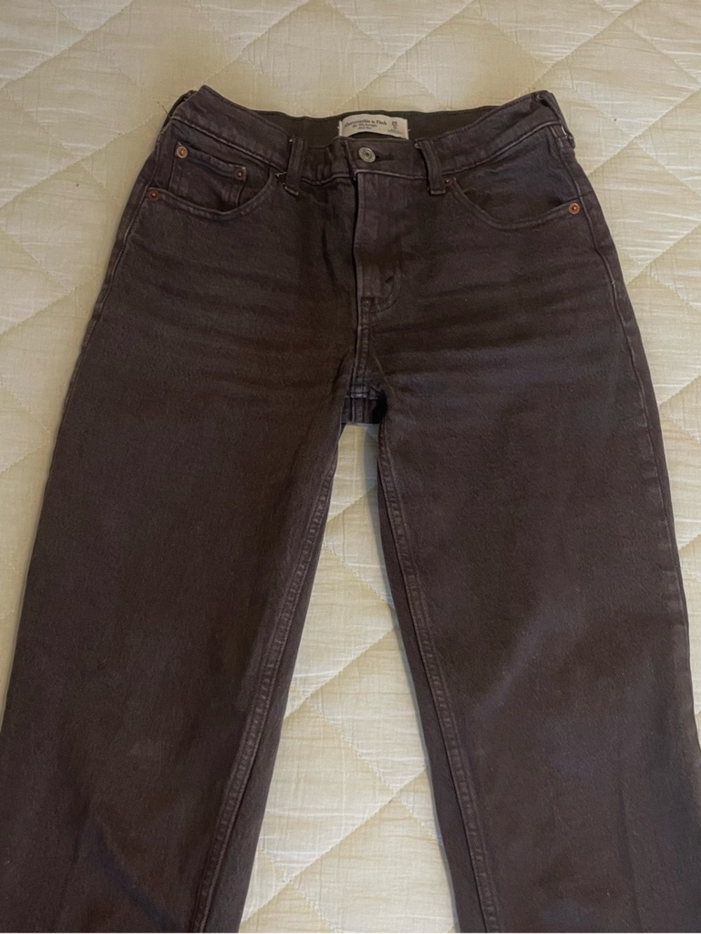 Abercrombie & Fitch Women's Mid-Rise Straight Leg Jeans in Dark Brown - Picture 4 of 8
